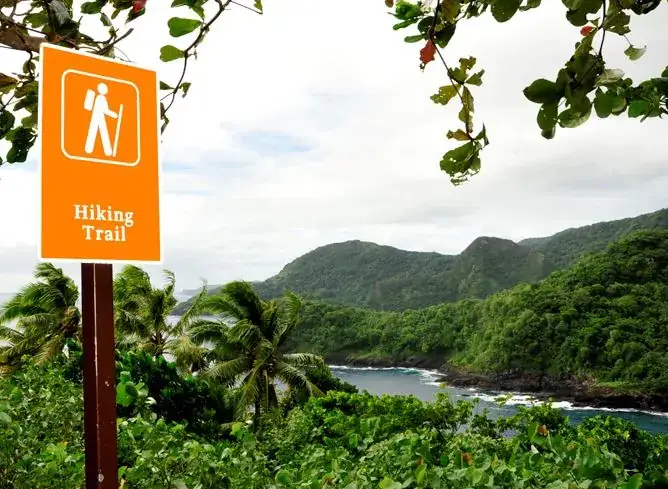 Hiking trail sign over at Lower Sauma ridge