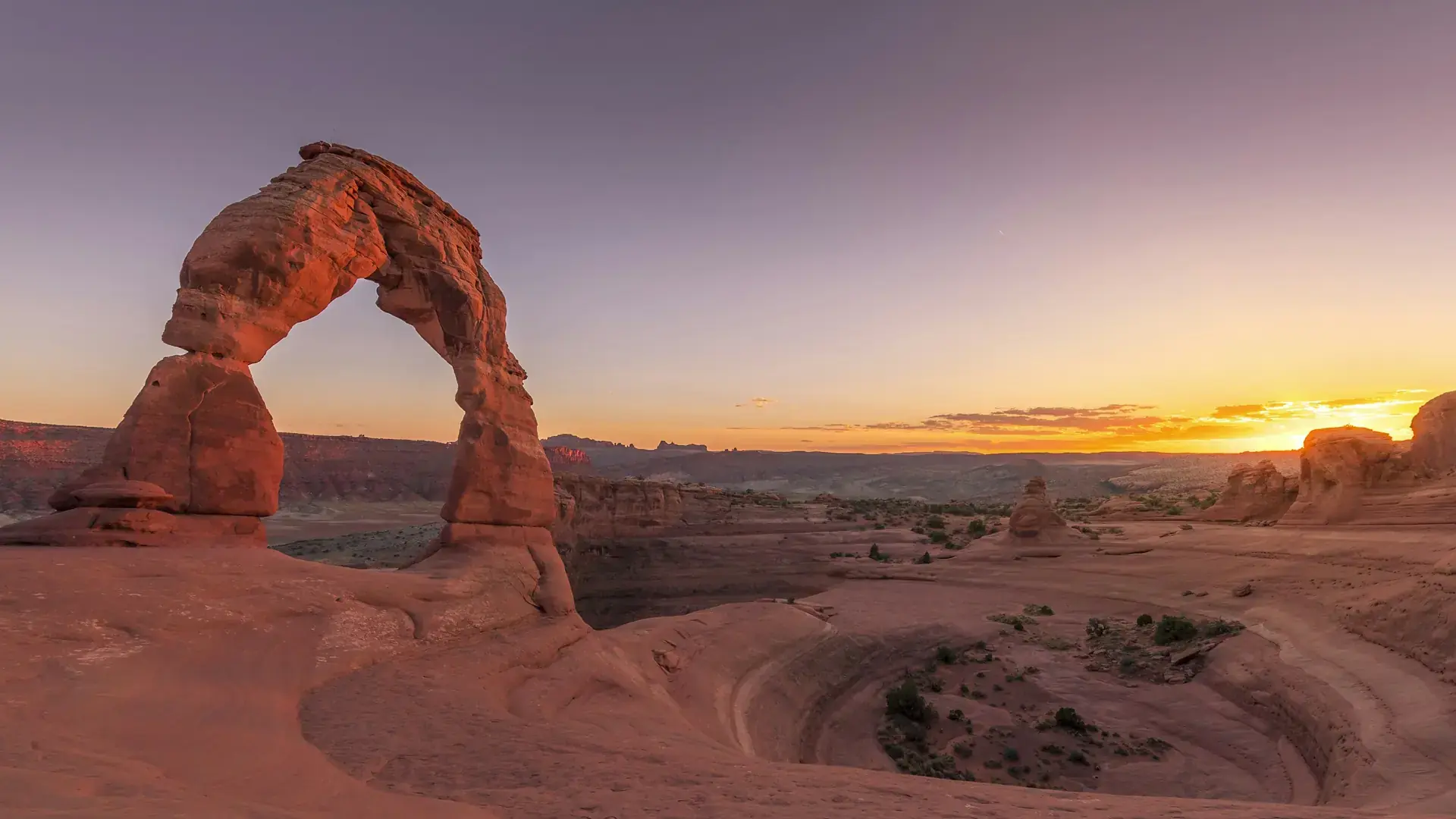 Brown rock formation during daytime